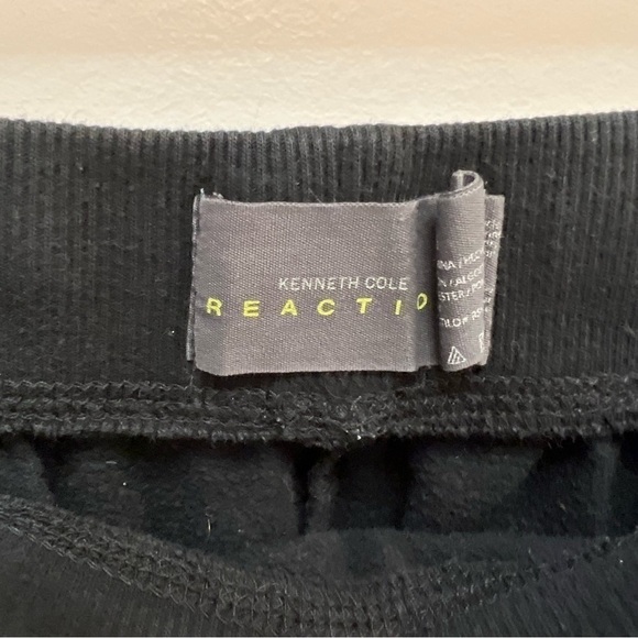 KENNETH Cole Reaction Cropped joggers - Picture 5 of 7